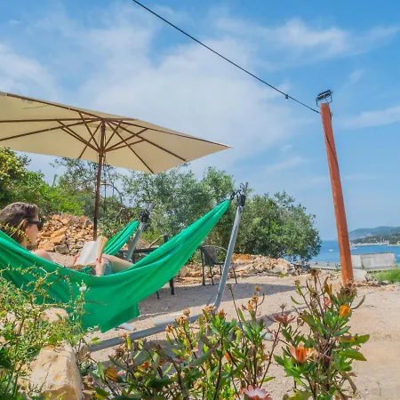 Kapa Vandrerhjem Hvar Town