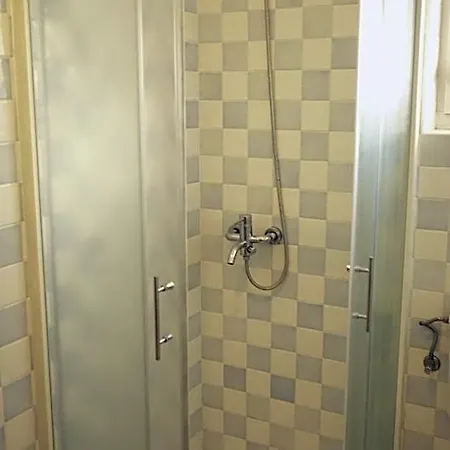 Kapa Hostel *