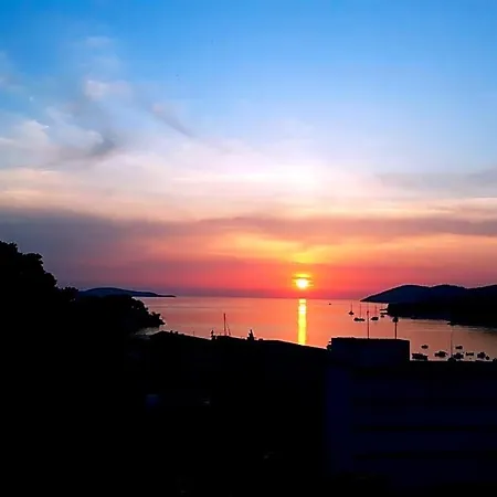 Hostel Kapa Hvar Town